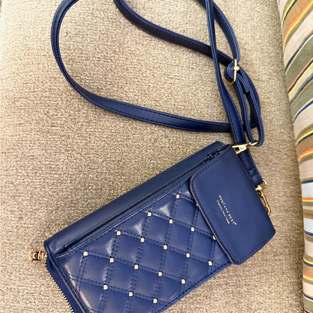 Montana West Navy Quilted Crossbody Bag
